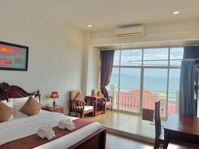 Deluxe Double room with balcony and with sea view