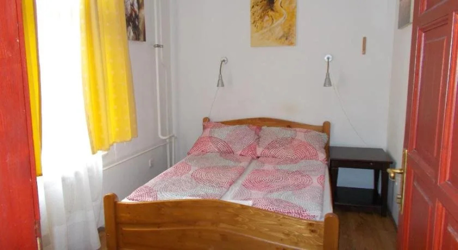 Hungaria Guesthouse