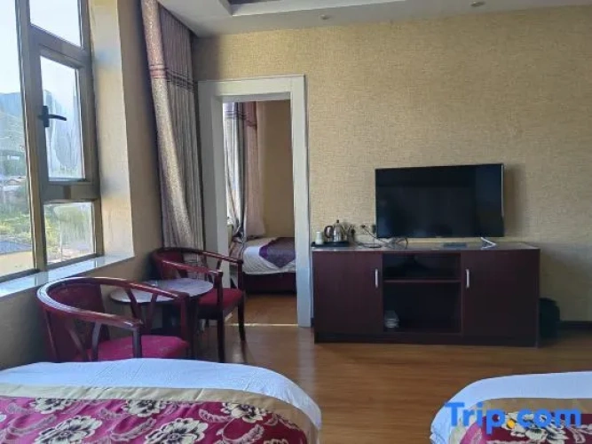 Triple Suite