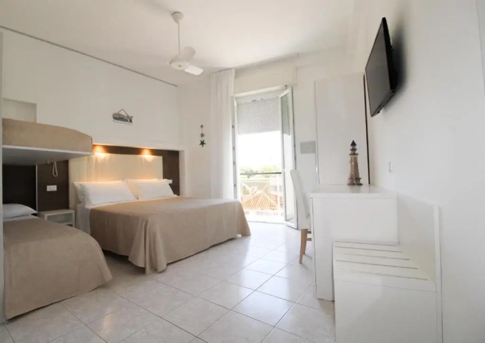 Superior Triple room