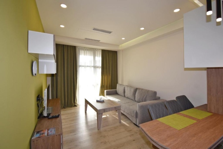 1 Bedroom Apartment