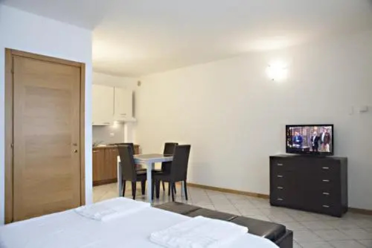 Navigli Apartments