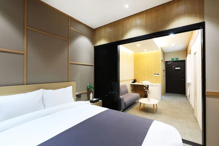 Deluxe Double room with balcony