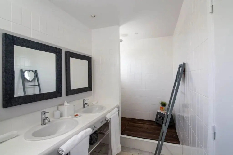 Dream Villa Terres Basses-540