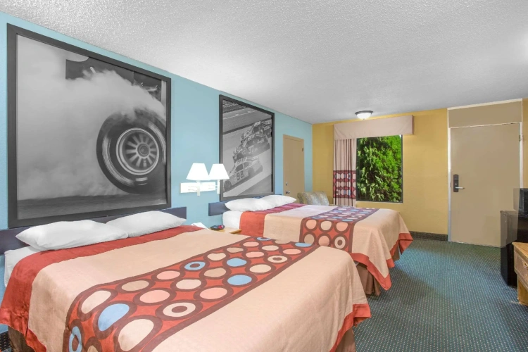 Standard Quadruple room