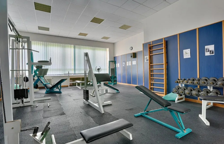 Studio Central Point