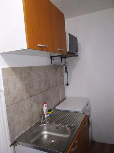 Friendly House - Self Check-In