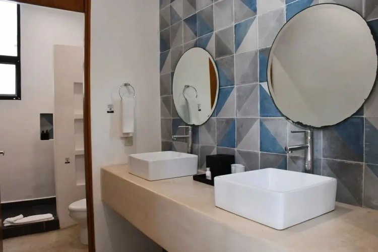 2 Bedrooms Luxury Apartment