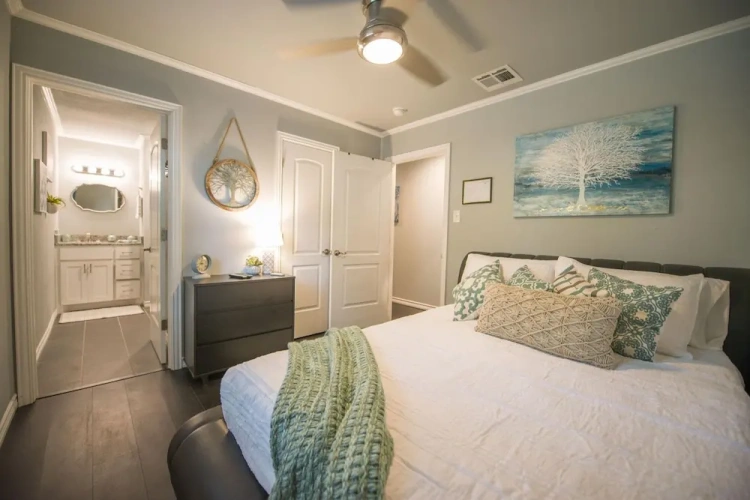 Guest rooms