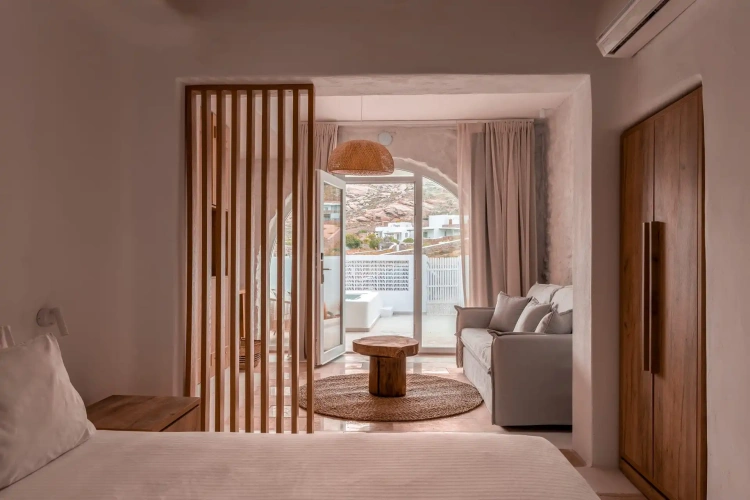 Quadruple Suite