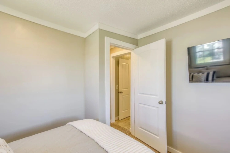 4 Bedrooms Cottage