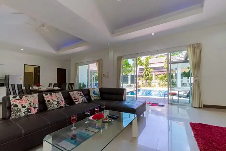 Private Pool Villa 4 bedrooms