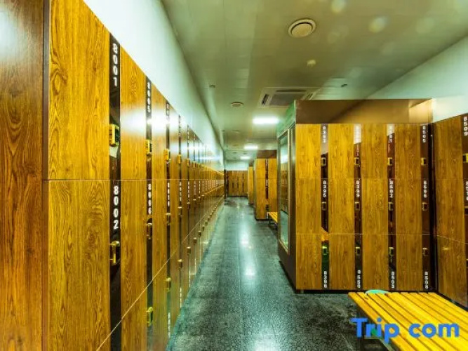 Yujin Hotel
