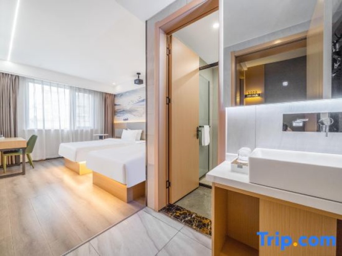 Standard Double Club room