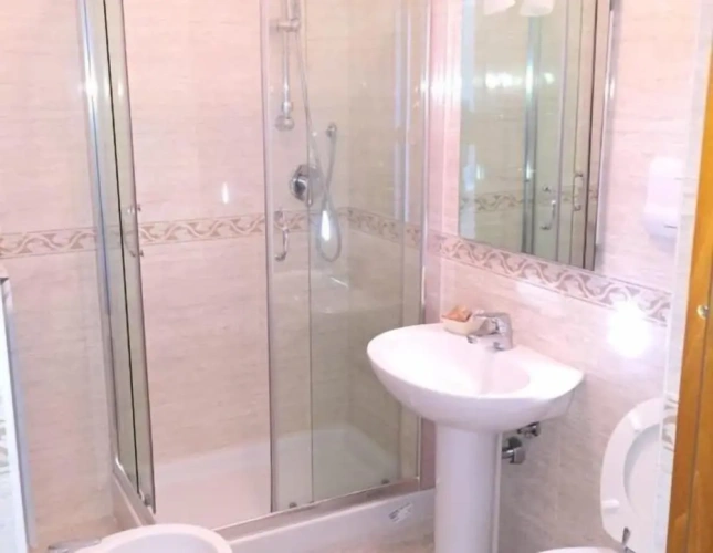 1 Bedroom Standard Double room with balcony