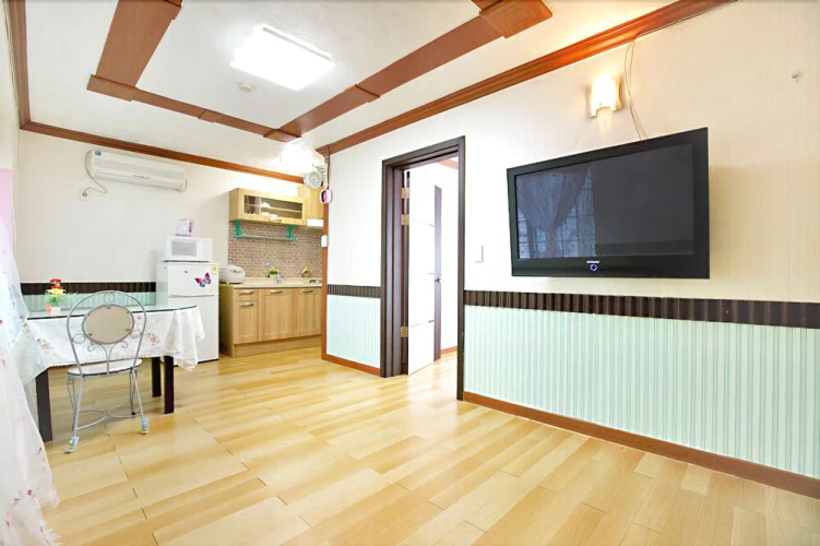 Taean Red Pension