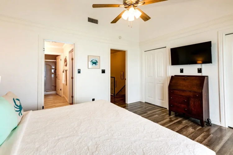Pier & Pool Access: Bayfront Rockport Escape!
