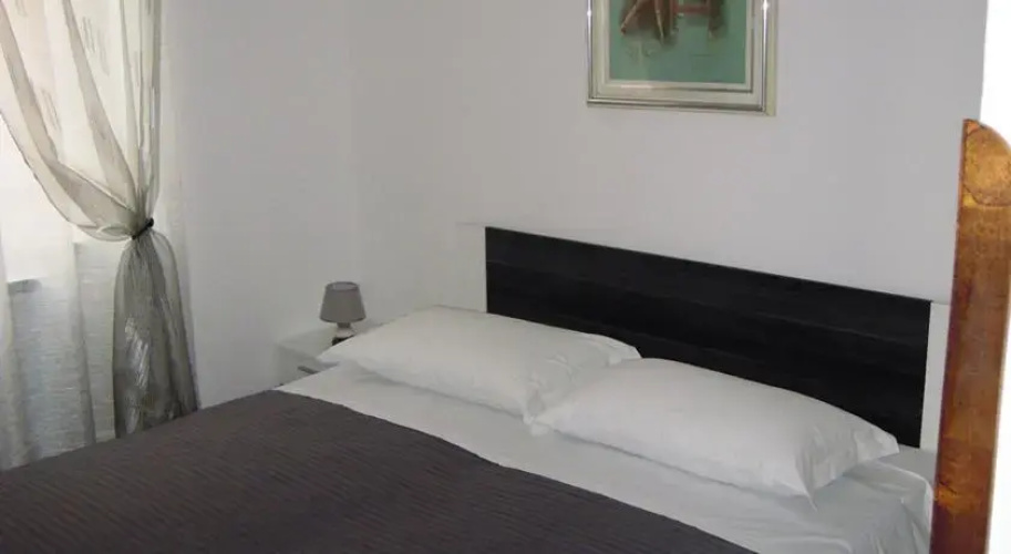 Apartments Alma