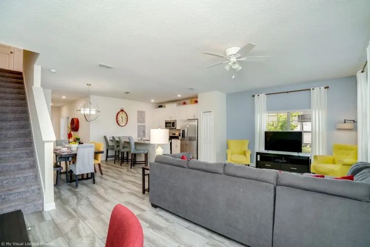Stunning Lakeview Townhome w/ Private Pool!