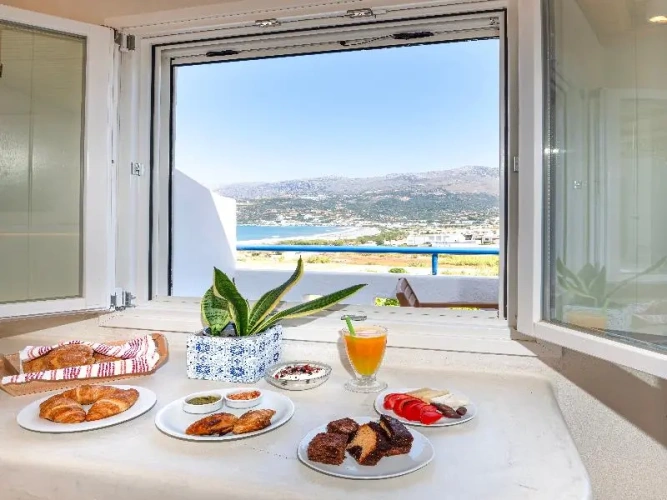 Standard Triple room with balcony