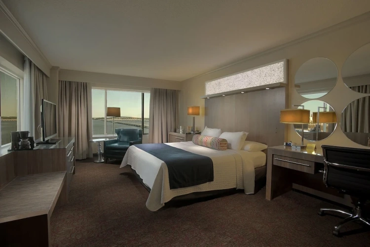 Standard Double room with view