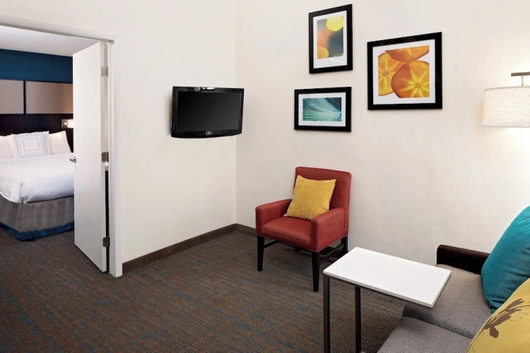 2 Bedrooms Suite