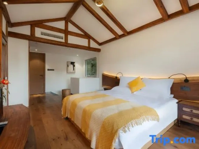 Double Apartment with mountain view