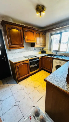 1 Bed House - Parking & Wifi