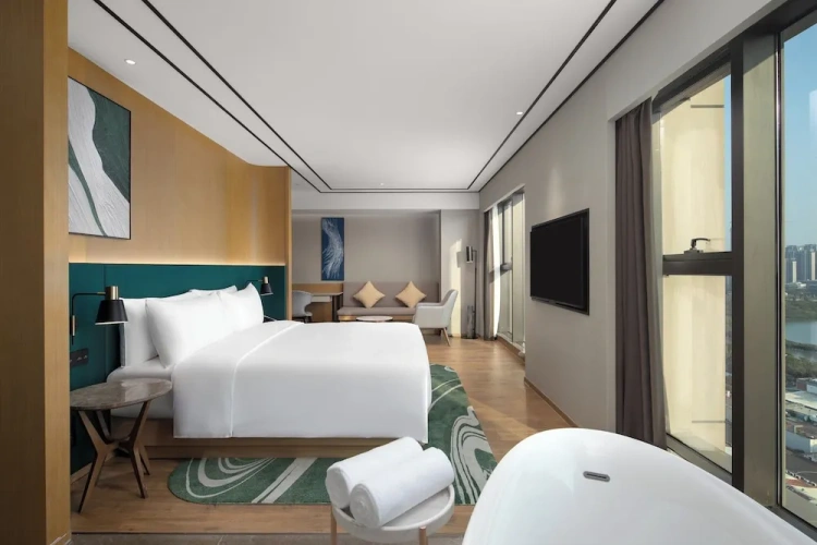 Deluxe Double room with lake view