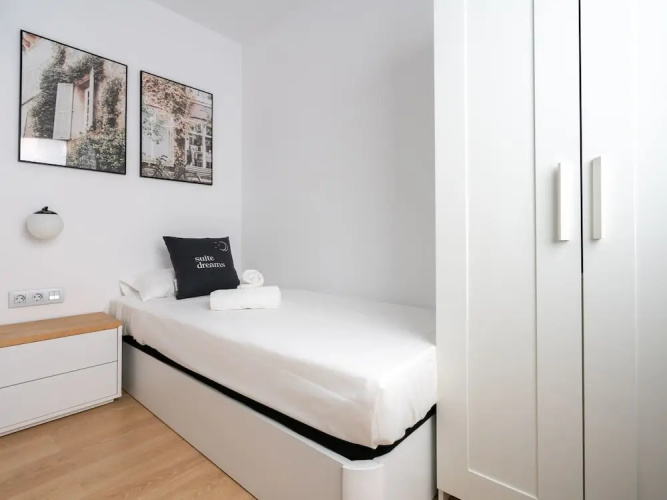 Limehome Barcelona Carrer de Fontcoberta