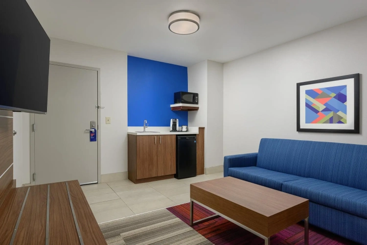 Quadruple Suite