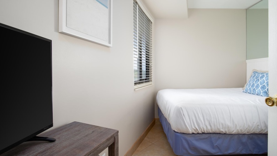 Beachside Two 4235 - flr3 - Efficiency - (6)