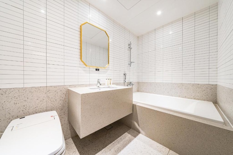 1 Bedroom Suite