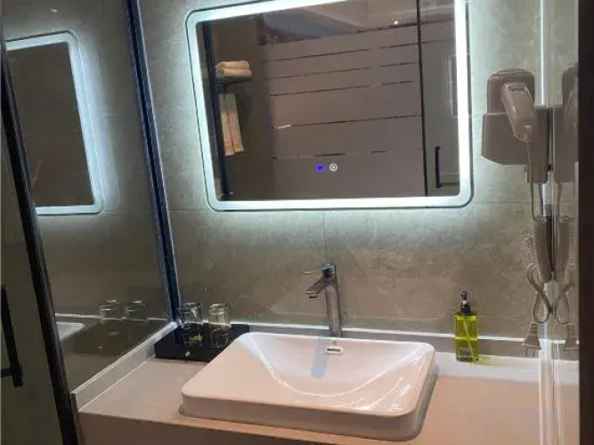 Jinping BoLin Hotel