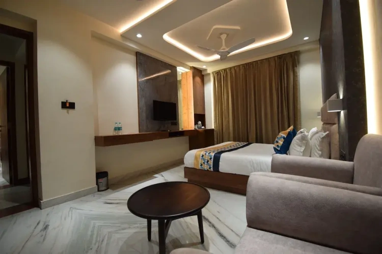 Luxury room