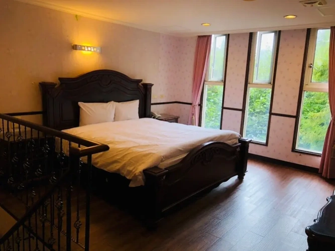 Deluxe Quadruple room