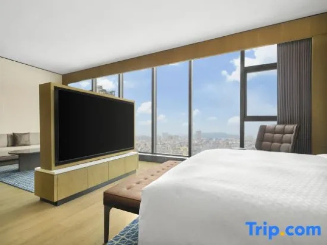 Premier Suite