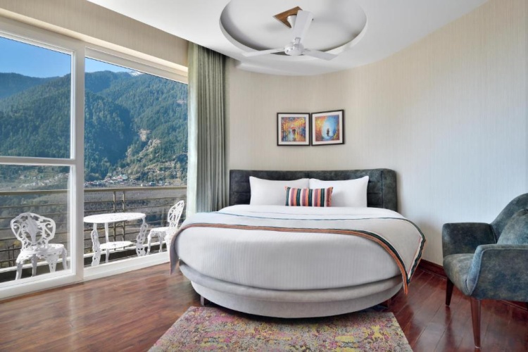 Superior room