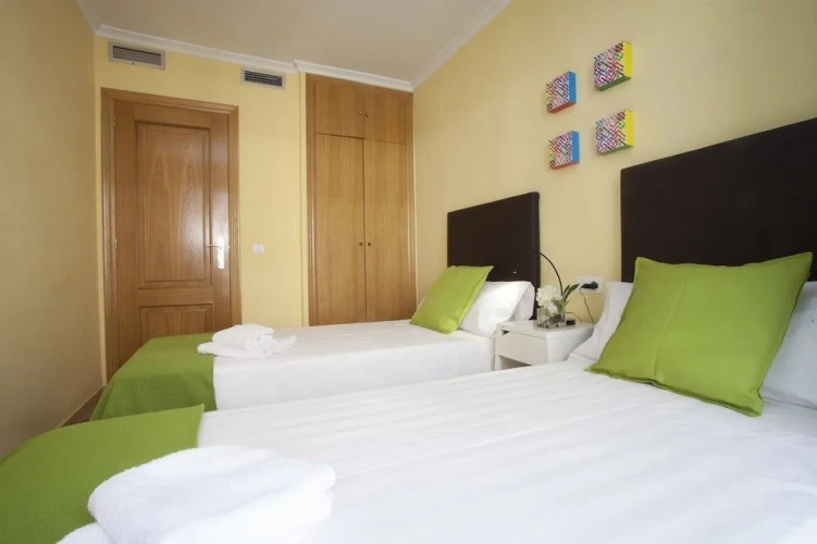 SingularStays Candela III