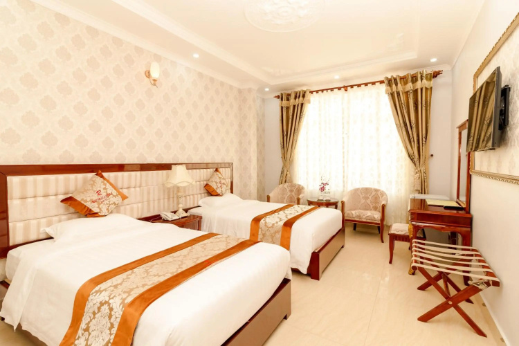 Romeliess Hotel