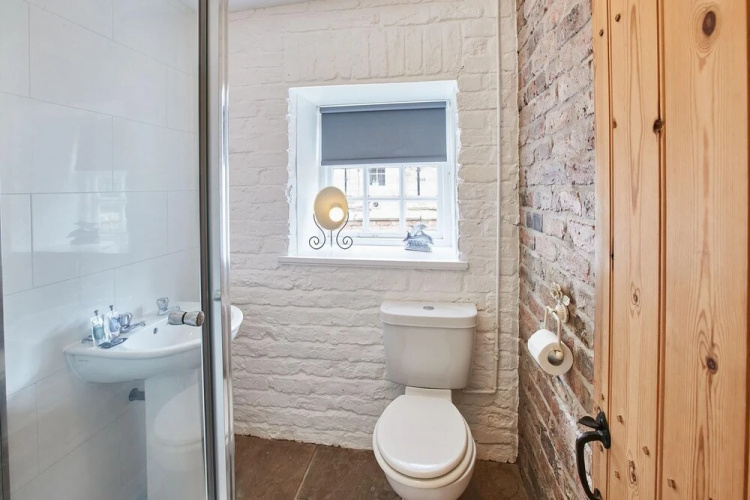 Host Stay Cleveland Bay Cottage