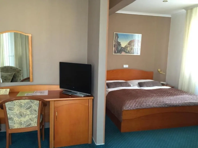 Classic Triple room