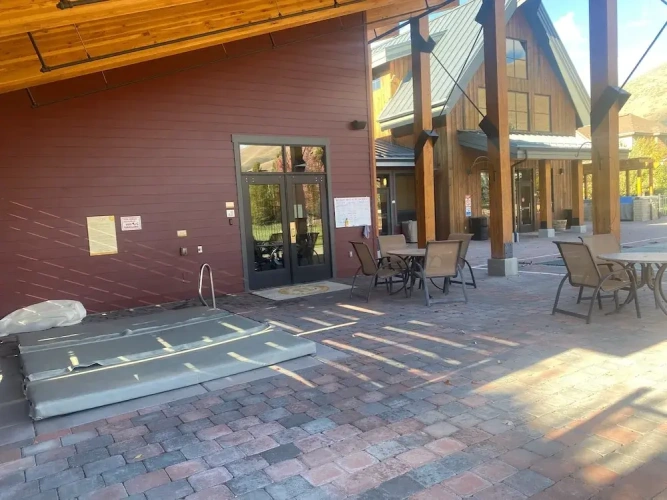 Standard Quadruple room with mountain view