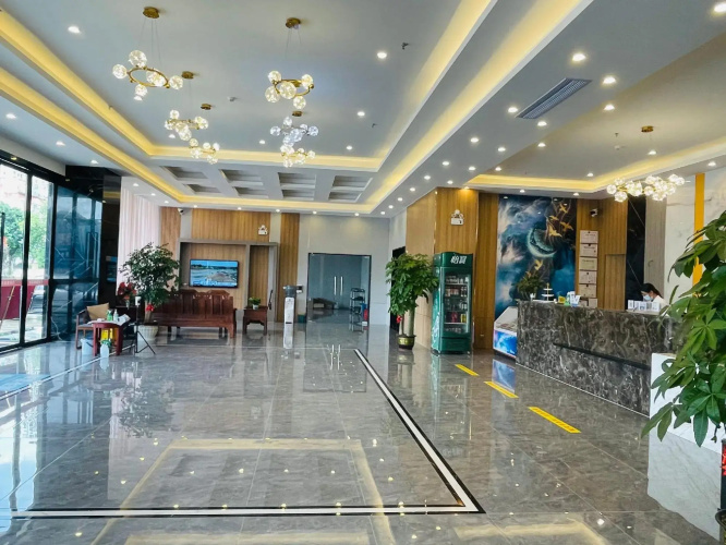 Xinyuan Hot Spring Hotel