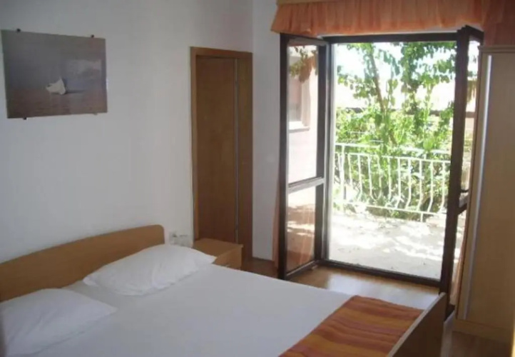 Apartments Josip - 150m from beach