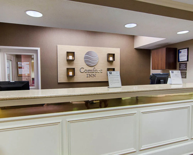 Comfort Inn West
