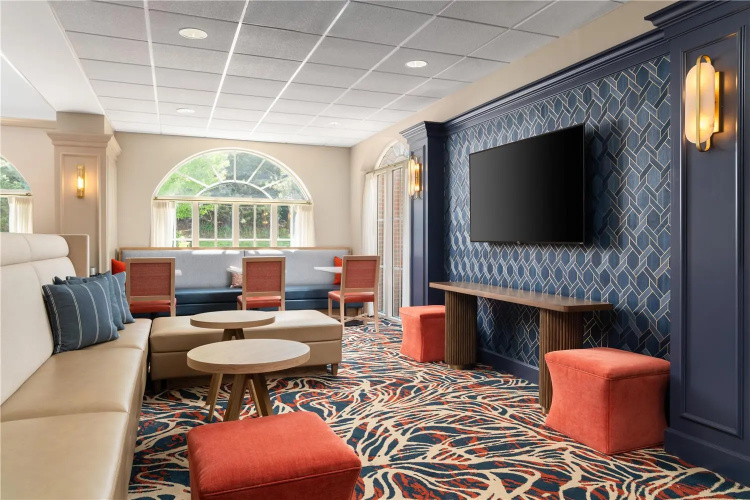Hampton Inn & Suites Newport/Middletown