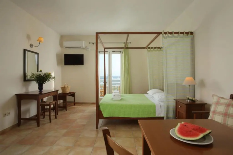 Aeolos Hotel