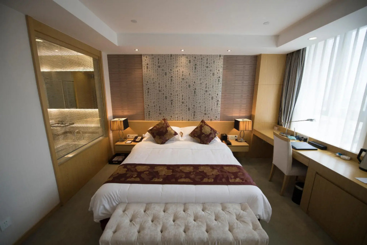 Suzhou Sun Plaza Hotel