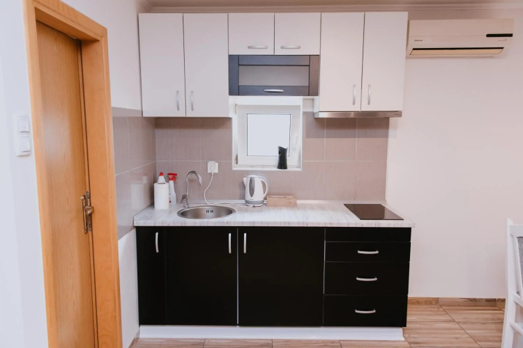 Studio Apartment Dzungla